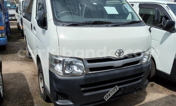 Acheter Import Voiture Toyota Hiace Gris à Kampala, Ouganda Acheter Import Voiture Toyota Hiace Gris à Kampala, Ouganda