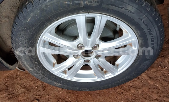 Acheter Neuf Voiture Toyota IST Autre à Kampala, Ouganda Acheter Neuf Voiture Toyota IST Autre à Kampala, Ouganda