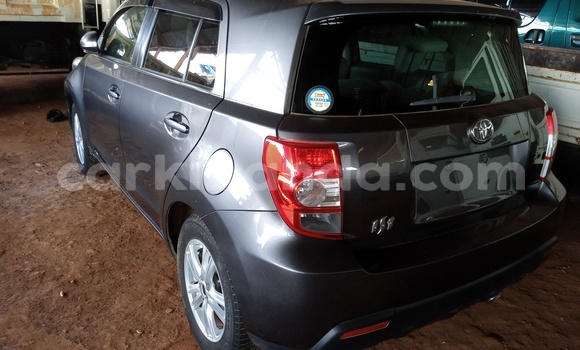 Acheter Neuf Voiture Toyota IST Autre à Kampala, Ouganda Acheter Neuf Voiture Toyota IST Autre à Kampala, Ouganda