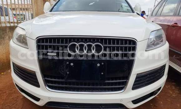 Buy Used Audi Q7 White Car in Kampala in Uganda Buy Used Audi Q7 White Car in Kampala in Uganda