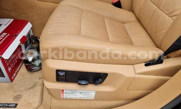 Buy Used Porsche Cayenne Black Car in Kampala in Uganda Buy Used Porsche Cayenne Black Car in Kampala in Uganda