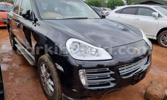 Buy Used Porsche Cayenne Black Car in Kampala in Uganda Buy Used Porsche Cayenne Black Car in Kampala in Uganda
