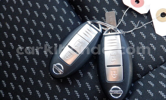 Buy Used Nissan Dualis Black Car in Kampala in Uganda Buy Used Nissan Dualis Black Car in Kampala in Uganda