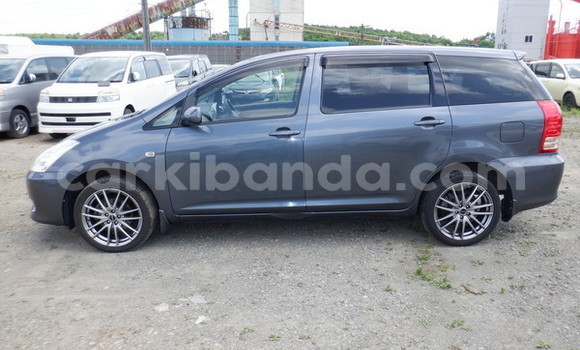 Gura Imported Toyota Wish Other Imodoka i Kampala mu Uganda Gura Imported Toyota Wish Other Imodoka i Kampala mu Uganda