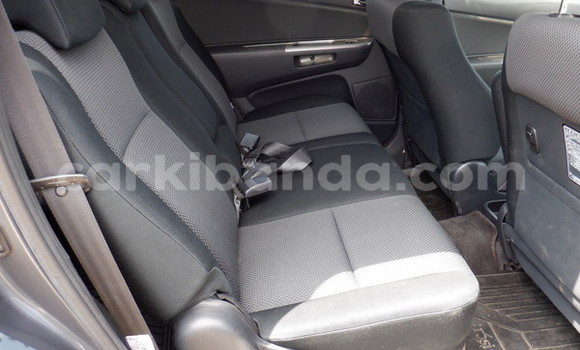 Gura Imported Toyota Wish Other Imodoka i Kampala mu Uganda Gura Imported Toyota Wish Other Imodoka i Kampala mu Uganda