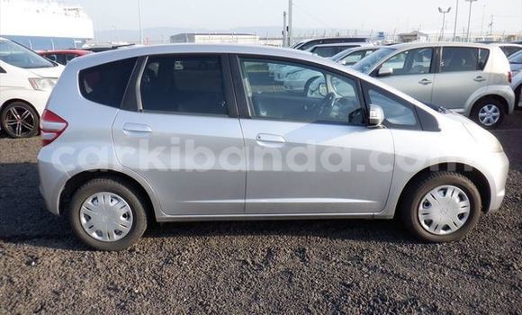 Gura Imported Honda FIT Silver Imodoka i Kampala mu Uganda Gura Imported Honda FIT Silver Imodoka i Kampala mu Uganda