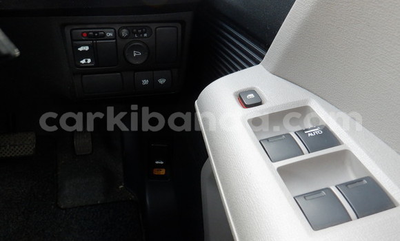 Nunua Imported Honda Freed Fedha Gari ndani ya Kampala nchini Uganda Nunua Imported Honda Freed Fedha Gari ndani ya Kampala nchini Uganda