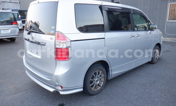 Buy Import Toyota Noah Silver Car in Kampala in Uganda Buy Import Toyota Noah Silver Car in Kampala in Uganda