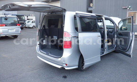 Buy Import Toyota Noah Silver Car in Kampala in Uganda Buy Import Toyota Noah Silver Car in Kampala in Uganda