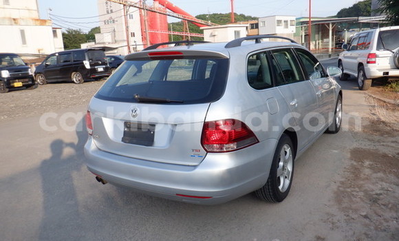 Gura Imported Volkswagen Golf Silver Imodoka i Kampala mu Uganda Gura Imported Volkswagen Golf Silver Imodoka i Kampala mu Uganda