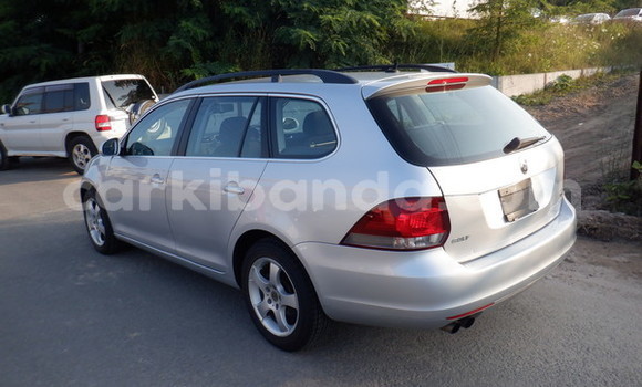 Gura Imported Volkswagen Golf Silver Imodoka i Kampala mu Uganda Gura Imported Volkswagen Golf Silver Imodoka i Kampala mu Uganda