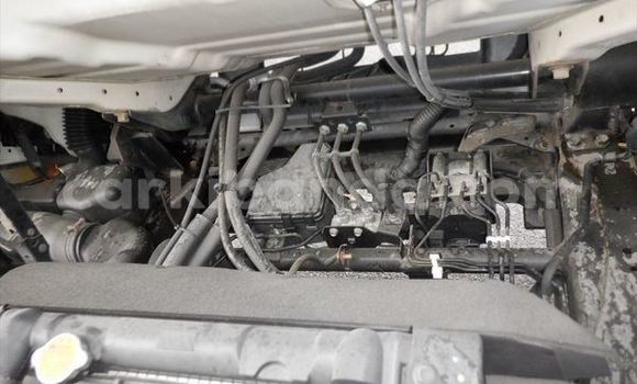 Buy Import Isuzu 117 White Car in Kampala in Uganda Buy Import Isuzu 117 White Car in Kampala in Uganda