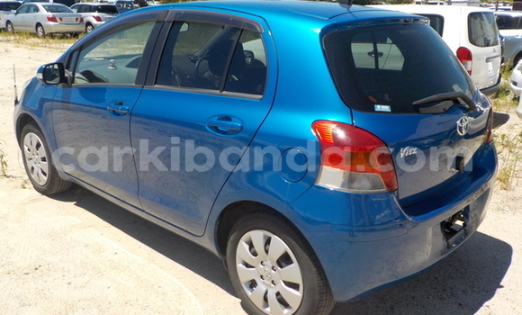 Gura Imported Toyota Vitz Blue Imodoka i Kampala mu Uganda Gura Imported Toyota Vitz Blue Imodoka i Kampala mu Uganda