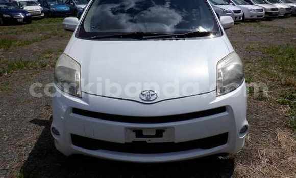 Buy Import Toyota Passo Sette White Car in Kampala in Uganda Buy Import Toyota Passo Sette White Car in Kampala in Uganda