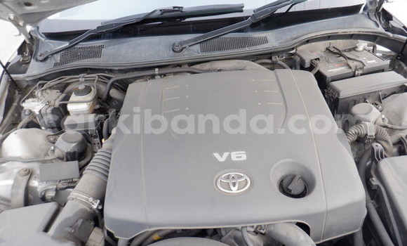 Gura Imported Toyota Mark X Silver Imodoka i Kampala mu Uganda Gura Imported Toyota Mark X Silver Imodoka i Kampala mu Uganda