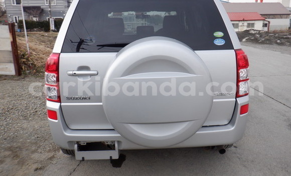 Gura Imported Suzuki Escudo Silver Imodoka i Kampala mu Uganda Gura Imported Suzuki Escudo Silver Imodoka i Kampala mu Uganda