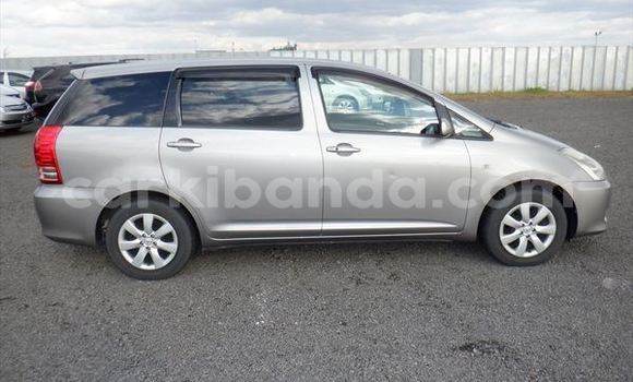 Gura Imported Toyota Wish Other Imodoka i Kampala mu Uganda Gura Imported Toyota Wish Other Imodoka i Kampala mu Uganda