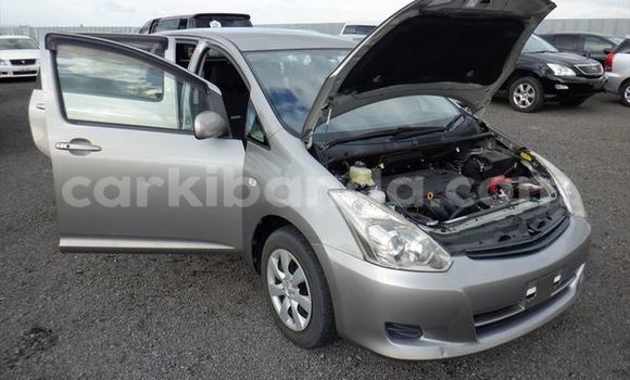 Gura Imported Toyota Wish Other Imodoka i Kampala mu Uganda Gura Imported Toyota Wish Other Imodoka i Kampala mu Uganda