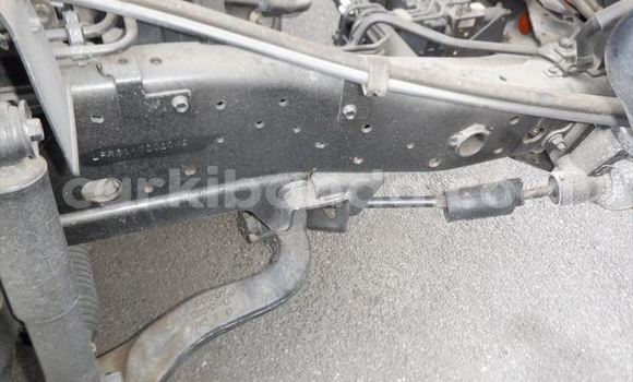 Gura Imported Mazda 1000 Red Imodoka i Kampala mu Uganda Gura Imported Mazda 1000 Red Imodoka i Kampala mu Uganda