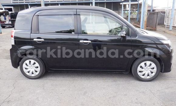 Gura Imported Toyota Spade Black Imodoka i Kampala mu Uganda Gura Imported Toyota Spade Black Imodoka i Kampala mu Uganda