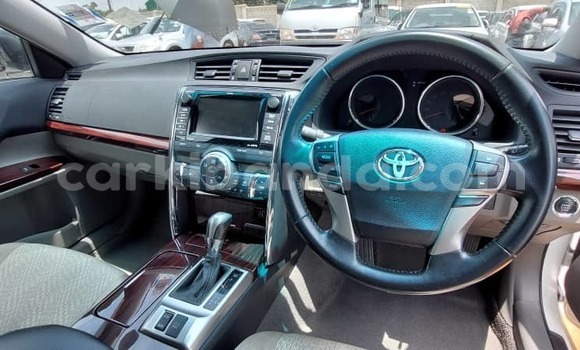 Buy Used Toyota Mark X White Car in Kampala in Uganda Buy Used Toyota Mark X White Car in Kampala in Uganda