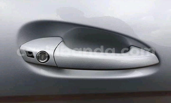 Acheter Import Voiture Mercedes-Benz C-Classe Gris à Kampala, Ouganda Acheter Import Voiture Mercedes-Benz C-Classe Gris à Kampala, Ouganda