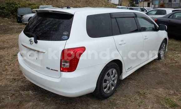 Buy Import Toyota Corolla White Car in Kampala in Uganda Buy Import Toyota Corolla White Car in Kampala in Uganda