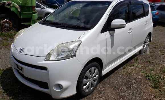 Nunua Imported Toyota Passo Sette Nyeupe Gari ndani ya Kampala nchini Uganda Nunua Imported Toyota Passo Sette Nyeupe Gari ndani ya Kampala nchini Uganda