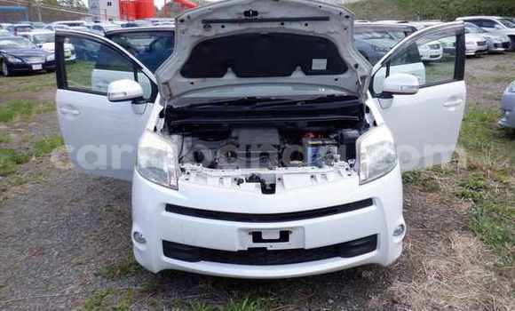 Buy Import Toyota Passo Sette White Car in Kampala in Uganda Buy Import Toyota Passo Sette White Car in Kampala in Uganda