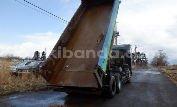 Gura Imported Mitsubishi L400 Green Ikamyo i Kampala mu Uganda Gura Imported Mitsubishi L400 Green Ikamyo i Kampala mu Uganda