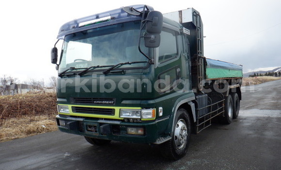 Gura Imported Mitsubishi L400 Green Ikamyo i Kampala mu Uganda Gura Imported Mitsubishi L400 Green Ikamyo i Kampala mu Uganda