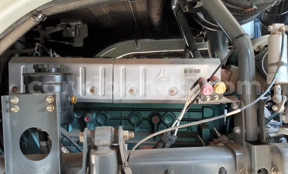 Acheter Neuf Utilitaire Howo Sinotruk Blanc à Kampala, Ouganda Acheter Neuf Utilitaire Howo Sinotruk Blanc à Kampala, Ouganda