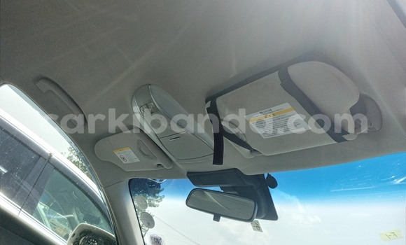 Acheter Import Voiture Nissan Fuga Blanc à Kampala, Ouganda Acheter Import Voiture Nissan Fuga Blanc à Kampala, Ouganda