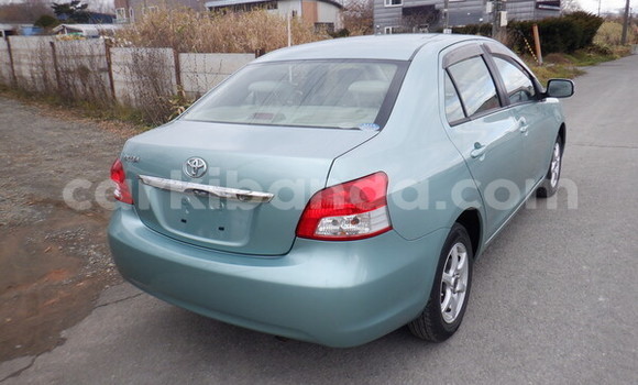 Gura Imported Toyota Belta Blue Imodoka i Kampala mu Uganda Gura Imported Toyota Belta Blue Imodoka i Kampala mu Uganda