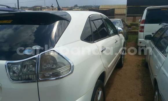 Buy Used Toyota Harrier White Car in Kampala in Uganda Buy Used Toyota Harrier White Car in Kampala in Uganda