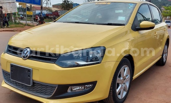 Nunua Ilio tumika Volkswagen Polo Nyingine Gari ndani ya Kampala nchini Uganda