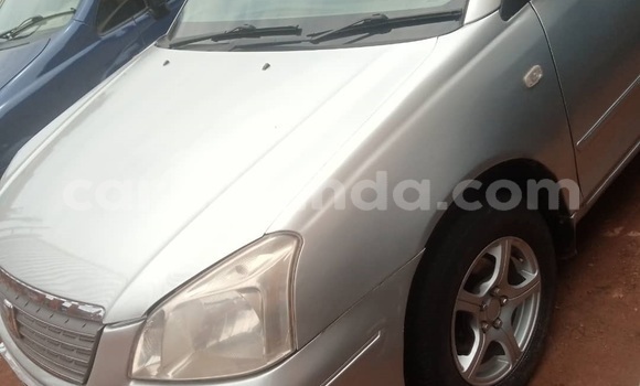 Gura Yakoze Toyota Premio Silver Imodoka i Kampala mu Uganda Gura Yakoze Toyota Premio Silver Imodoka i Kampala mu Uganda