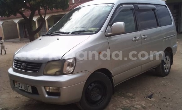 Buy Used Toyota Noah Silver Car in Mubende in Uganda