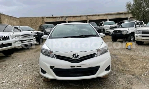 Buy Used Toyota Vitz White Car in Kampala in Uganda