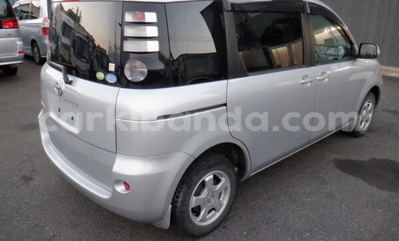 Buy New Toyota Sienta Silver Car in Kampala in Uganda Buy New Toyota Sienta Silver Car in Kampala in Uganda