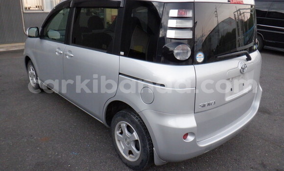 Buy New Toyota Sienta Silver Car in Kampala in Uganda Buy New Toyota Sienta Silver Car in Kampala in Uganda