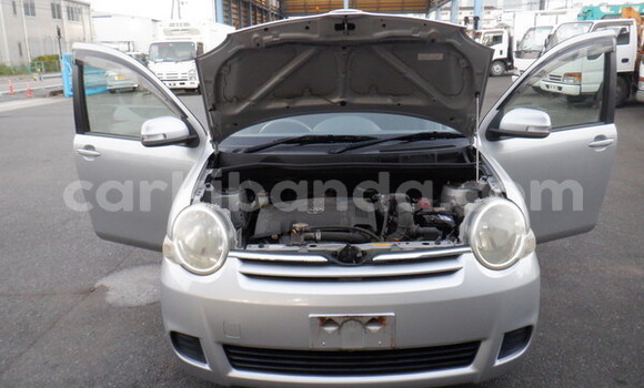 Buy New Toyota Sienta Silver Car in Kampala in Uganda Buy New Toyota Sienta Silver Car in Kampala in Uganda