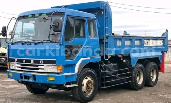 Acheter Occasion Utilitaire Isuzu FTR 850 Bleu à Kampala, Ouganda Acheter Occasion Utilitaire Isuzu FTR 850 Bleu à Kampala, Ouganda