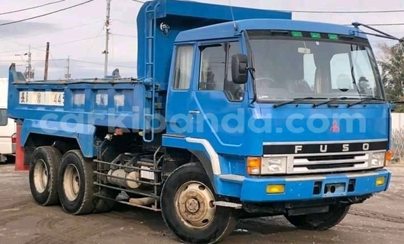 Acheter Occasion Utilitaire Isuzu FTR 850 Bleu à Kampala, Ouganda Acheter Occasion Utilitaire Isuzu FTR 850 Bleu à Kampala, Ouganda