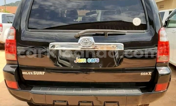 Nunua Ilio tumika Toyota Surf Nyeusi Gari ndani ya Kampala nchini Uganda Nunua Ilio tumika Toyota Surf Nyeusi Gari ndani ya Kampala nchini Uganda