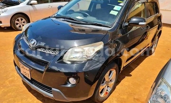 Nunua Ilio tumika Toyota IST Nyeupe Gari ndani ya Kampala nchini Uganda Nunua Ilio tumika Toyota IST Nyeupe Gari ndani ya Kampala nchini Uganda