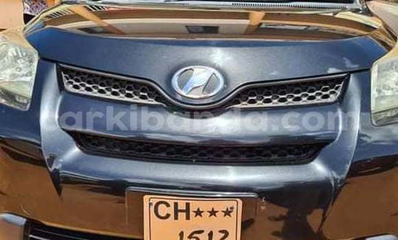 Nunua Ilio tumika Toyota IST Nyeupe Gari ndani ya Kampala nchini Uganda Nunua Ilio tumika Toyota IST Nyeupe Gari ndani ya Kampala nchini Uganda