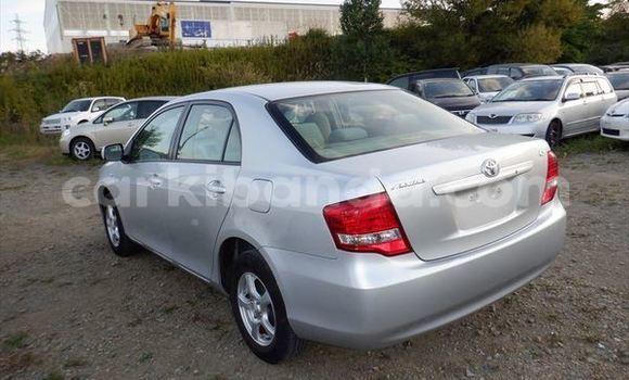 Gura Nshya Toyota Corolla Silver Imodoka i Kampala mu Uganda Gura Nshya Toyota Corolla Silver Imodoka i Kampala mu Uganda