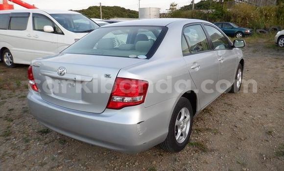 Gura Nshya Toyota Corolla Silver Imodoka i Kampala mu Uganda Gura Nshya Toyota Corolla Silver Imodoka i Kampala mu Uganda