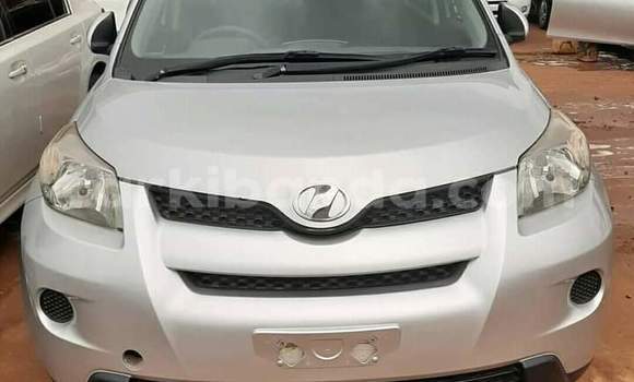 Buy Used Toyota IST Silver Car in Kampala in Uganda